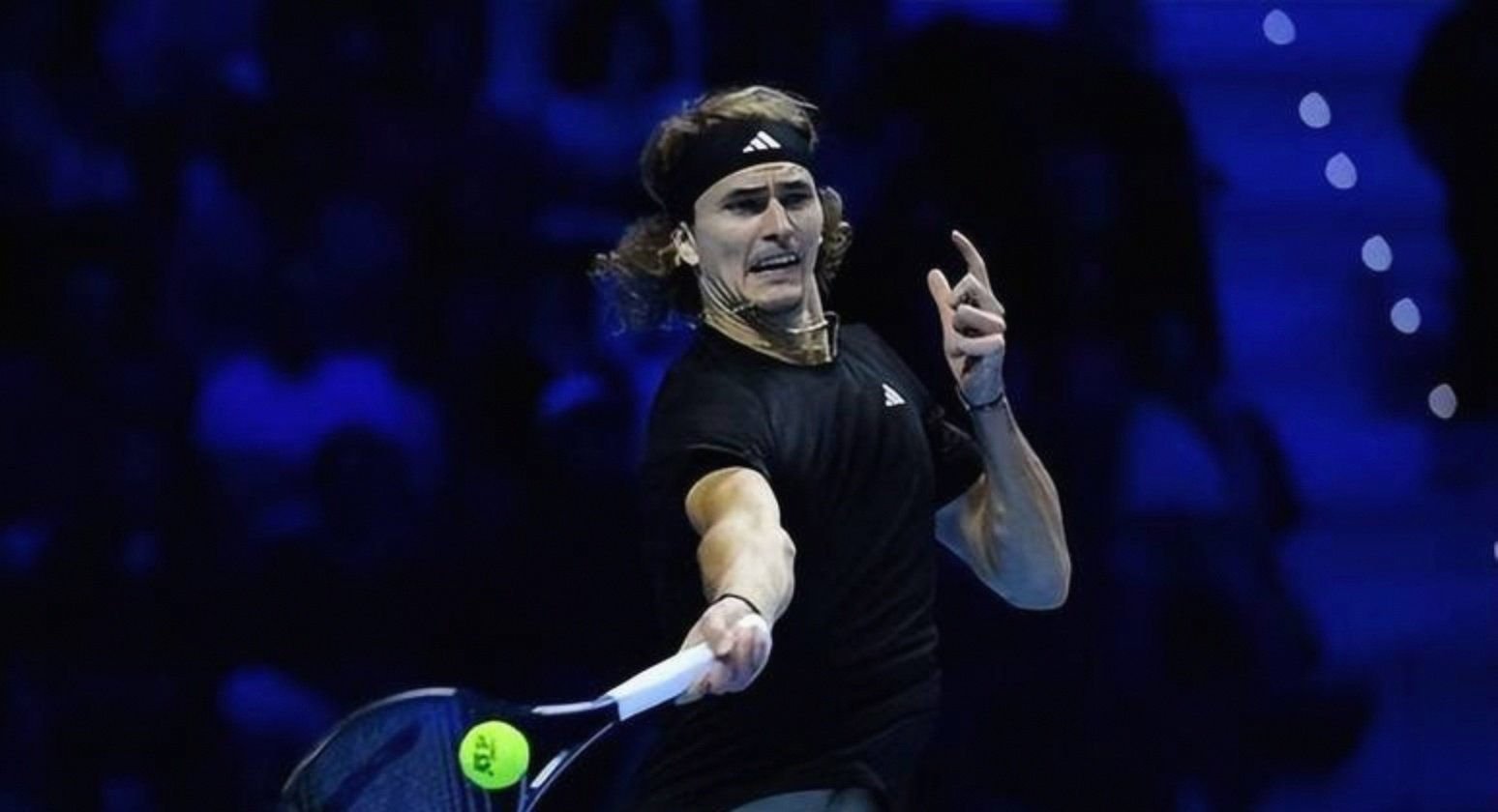 爱游戏体育-年终总决赛逆转蒙特卡洛大师赛,兹维列夫扛起全队